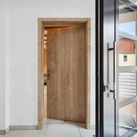 Haus Alte Schmiede, 3 Apartment *